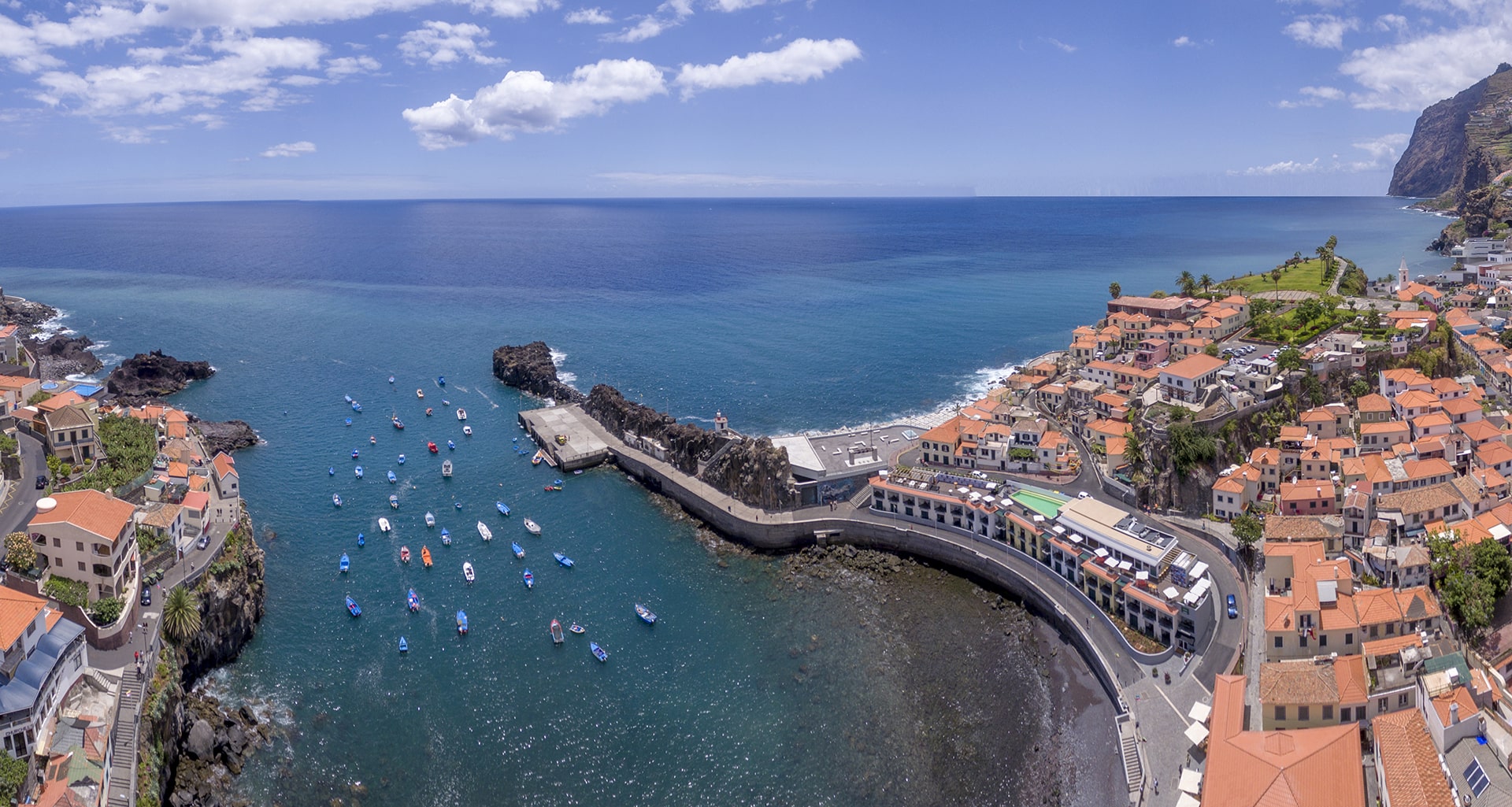 Camara_Municipal_de_Camara_de_Lobos